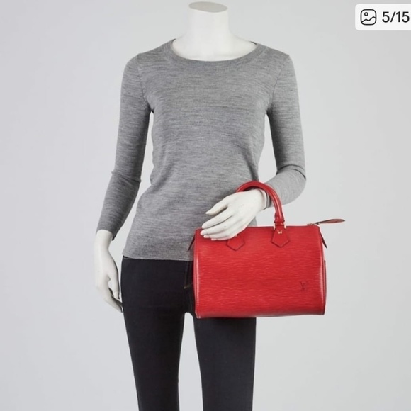 Authentic LOUIS VUITTON Red Epi Leather Speedy 25 Bag - Picture 3 of 15
